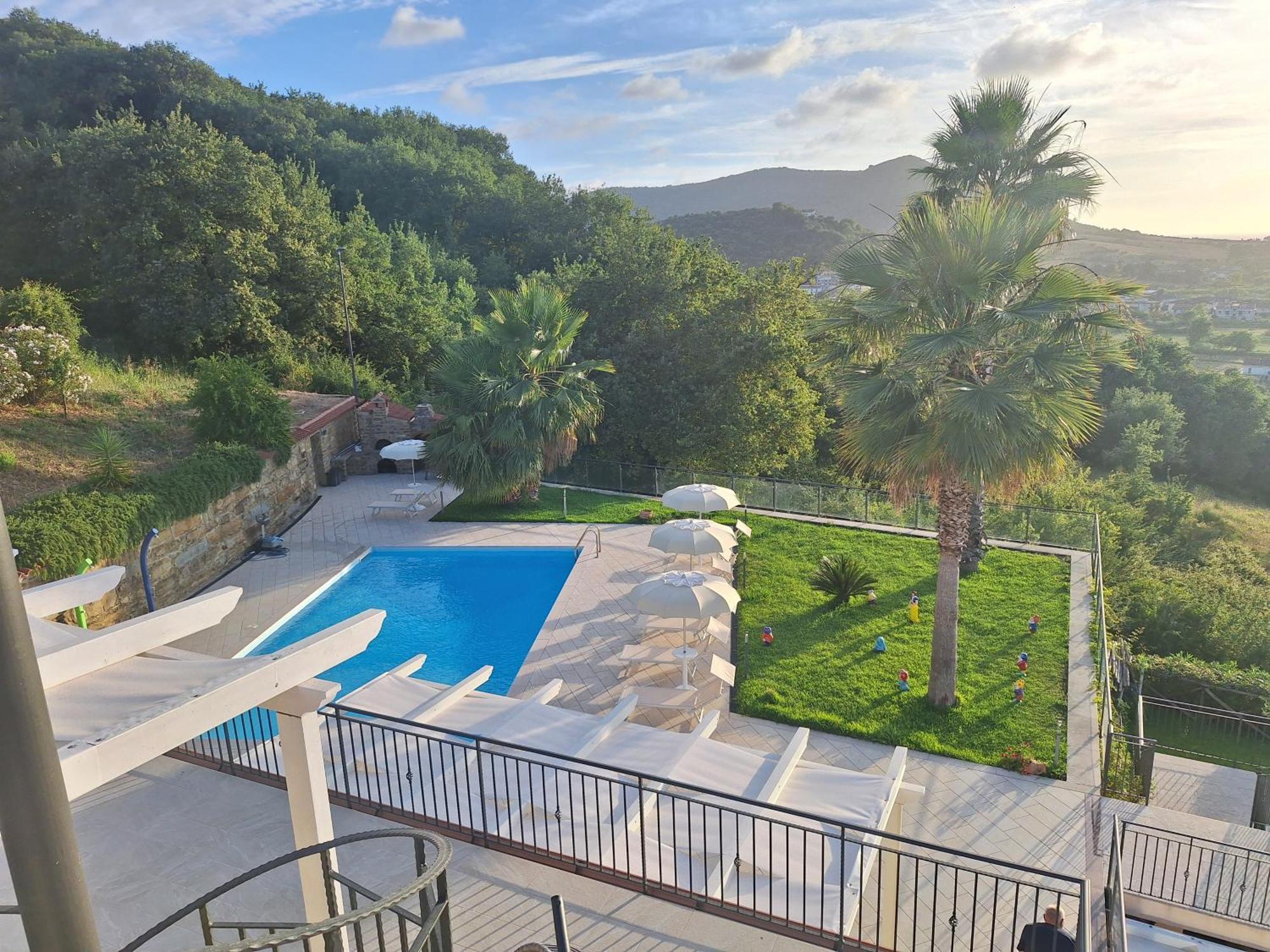 Country House Marj & Jo Resort Agropoli Eksteriør billede
